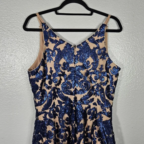 Dress the Population Blue Lace Midi Dress - Picture 8 of 14